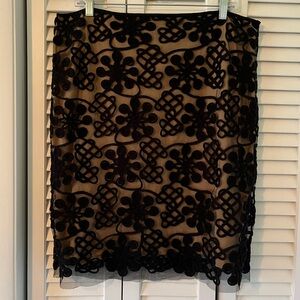 Sophie Max Lace Black and Tan Skirt Size 14